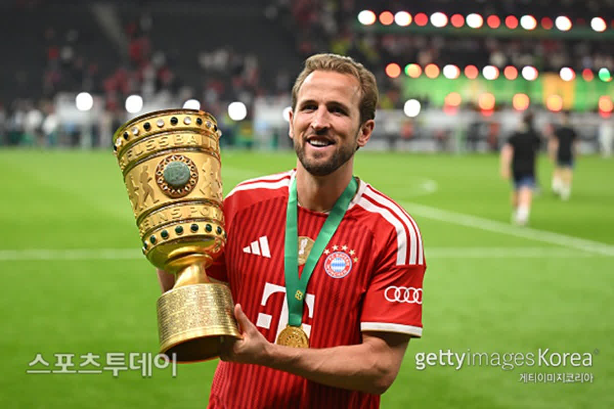 ケインが圧巻のハットトリック！バイエルンが6年ぶりDFBポカール制覇と2冠達成