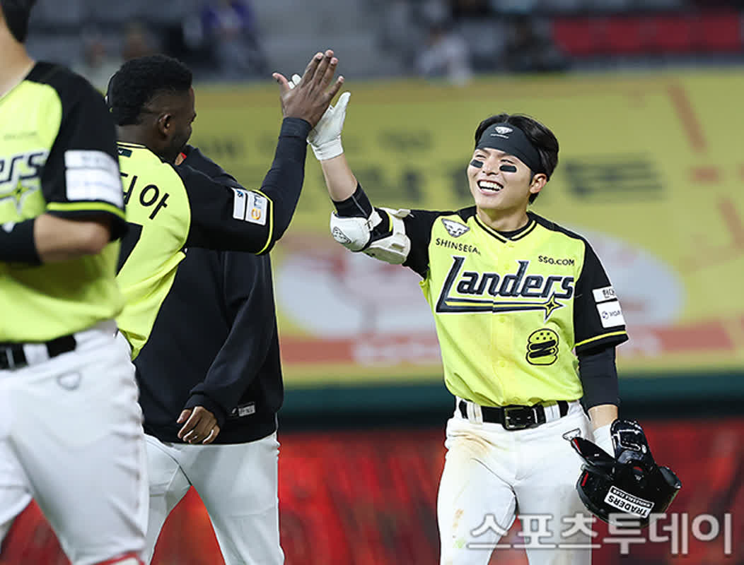 SSGランダース、NCダイノスに逆転勝利！
