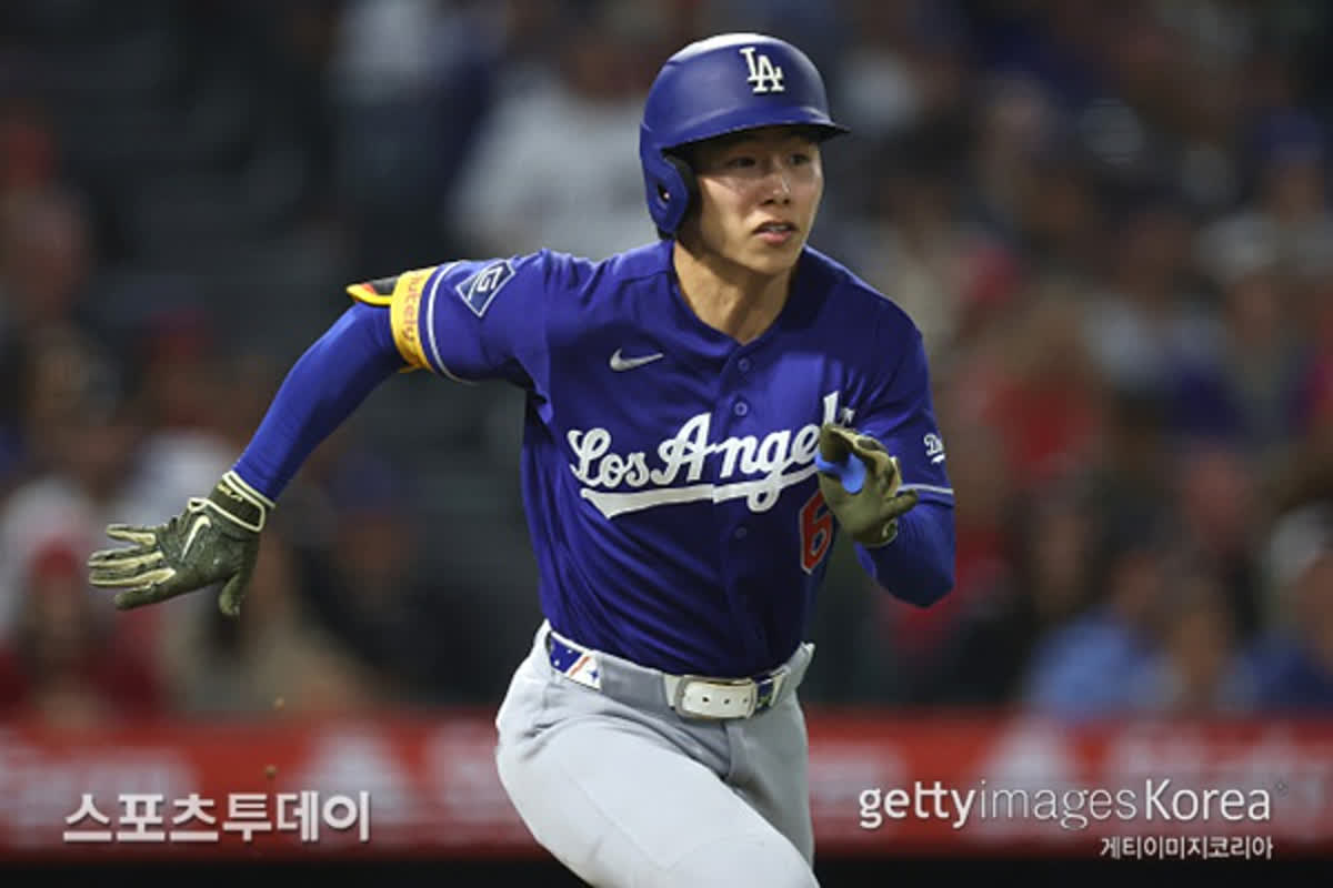 Dodgers Fall to Brewers as Kim Hye-seong Struggles at Second Base