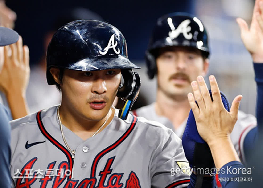 How Kim Ha-seong’s Surprising Squeeze Bunt Helped the Braves Win
