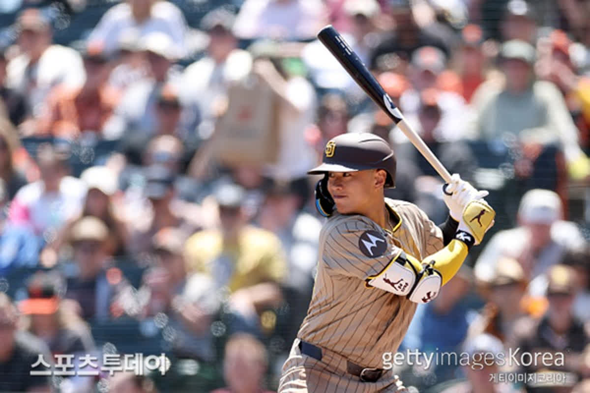 Padres Snaps Losing Streak: How San Diego Reclaimed Second Place
