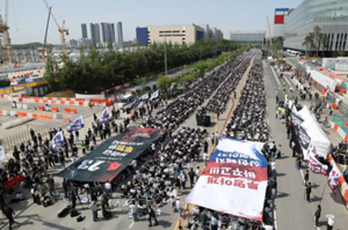 LGユプラス労組、サムスンの発言に激怒！