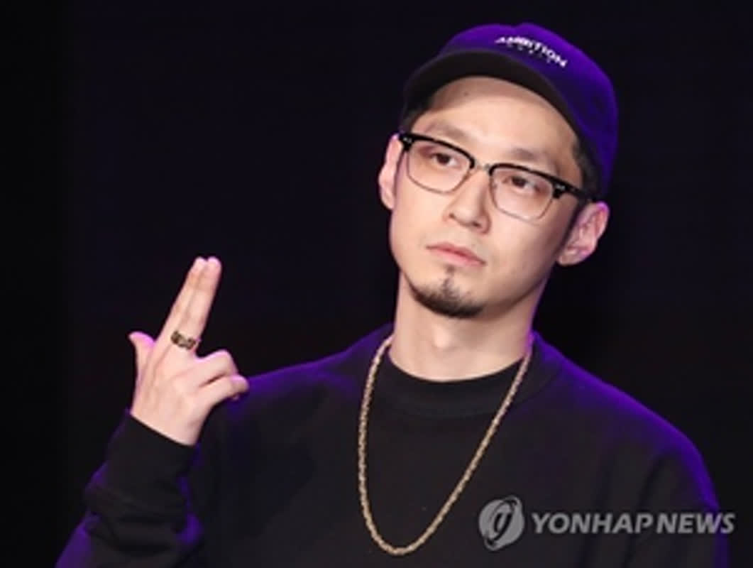ノムヒョン元大統領を侮辱？ラッパーの危険な挑戦