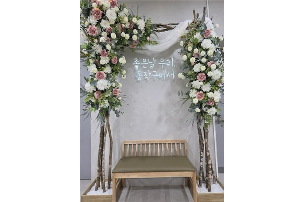 婚姻届を特別な思い出に――韓国・動作区が新設した「フォトゾーン」の演出とは