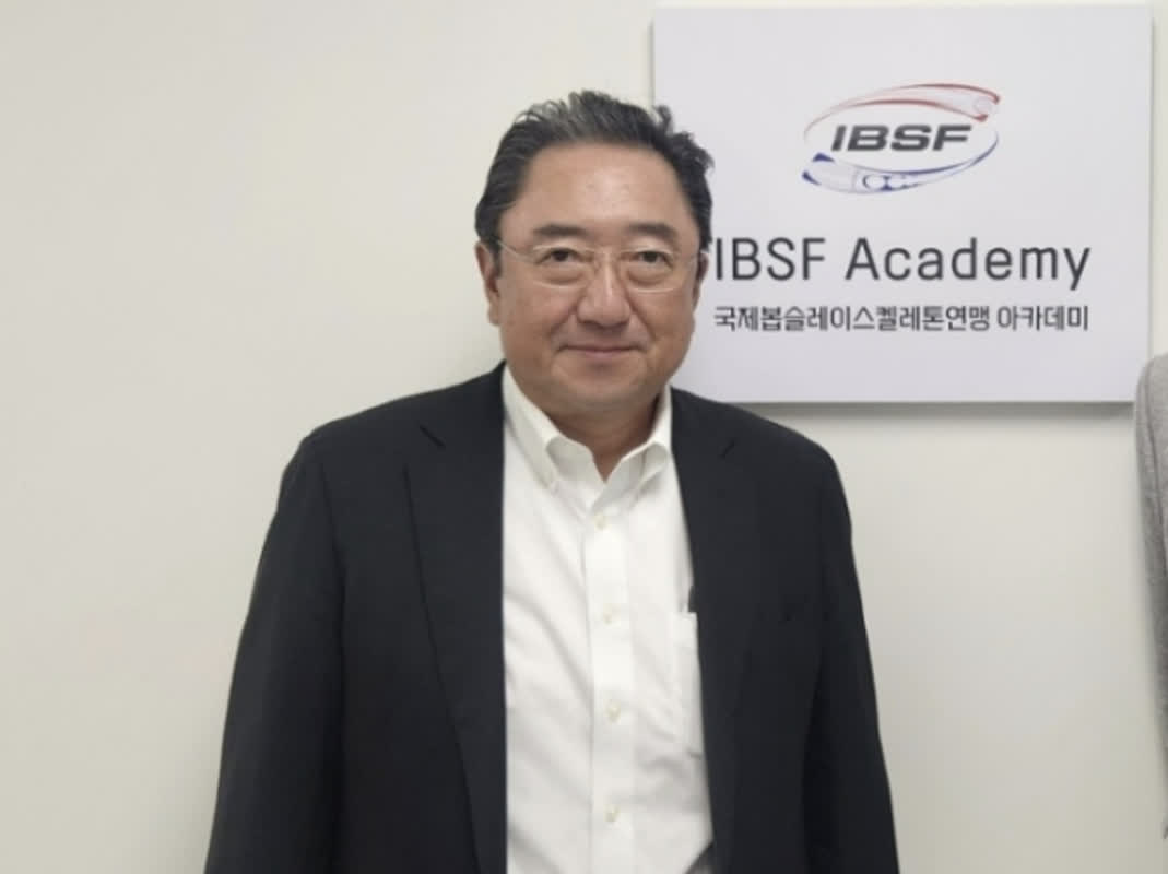 絶体絶命！日本連盟会長の失言とは