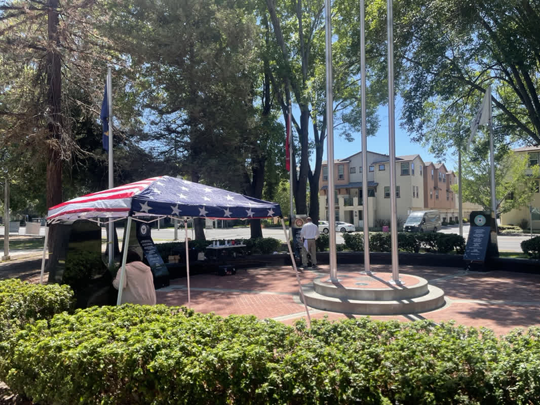 Memorial Day 2026: How Local Communities Honor Veterans with Touching Tributes