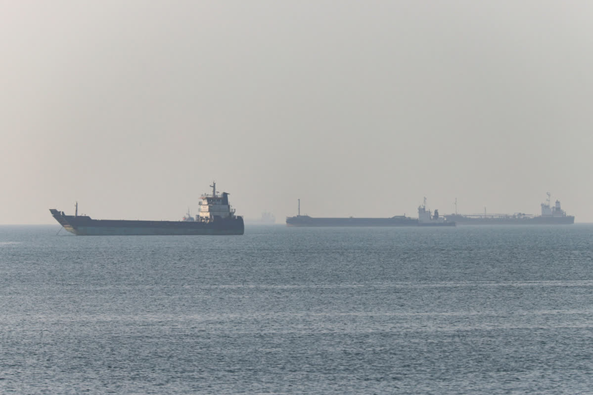 ホルムズ海峡で発生した爆発の真相とは？