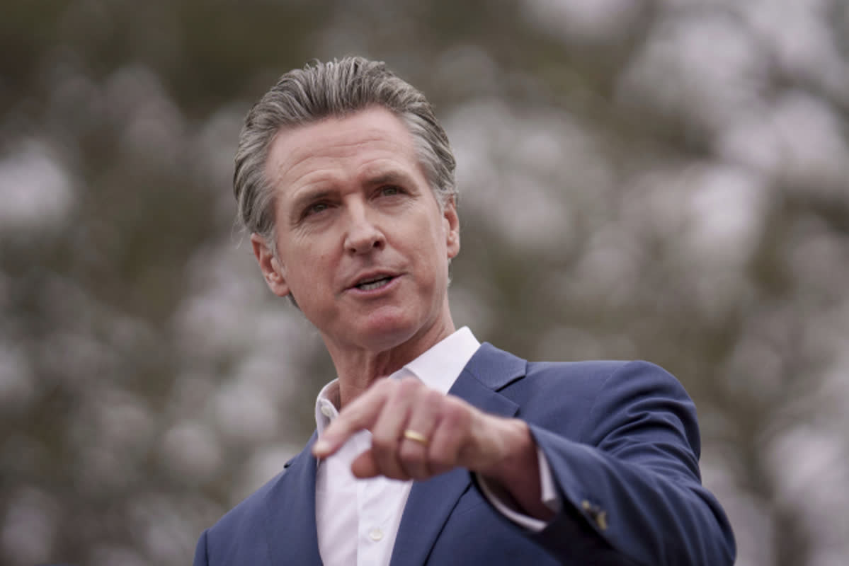Will AI Replace You? California Moves to Shield Workers and Distribute Wealth