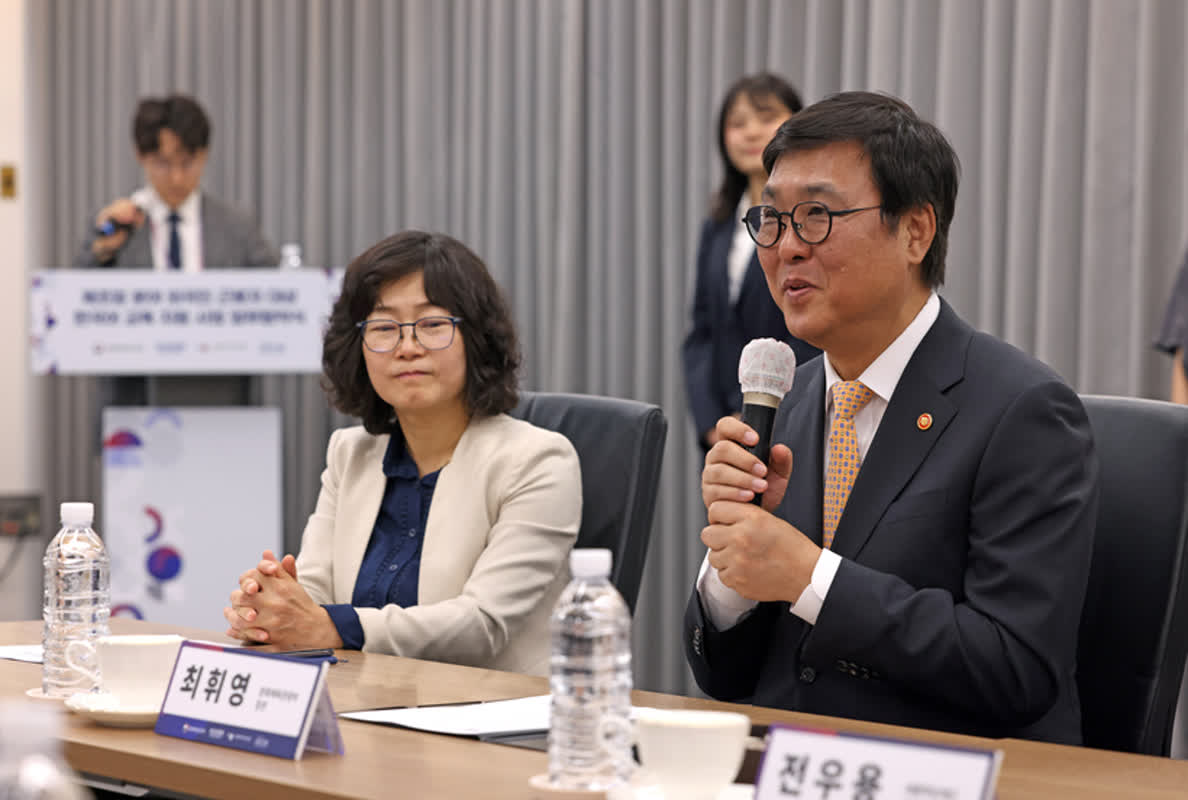 Unlocking Opportunities: Customized Korean Language Training for 1,300 Foreign Workers in Manufacturing