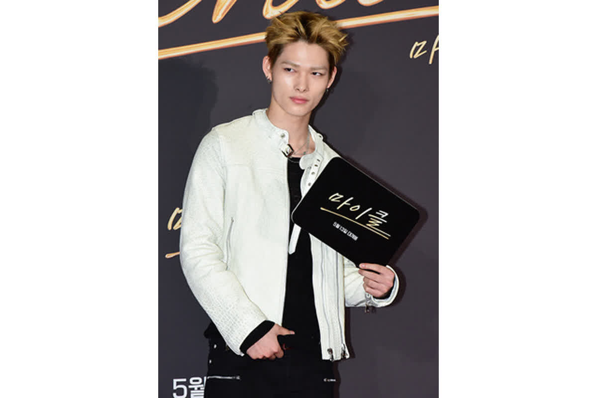 エンハイプン・ニキ、映画『マイケル』のVIP試写会に登場！
