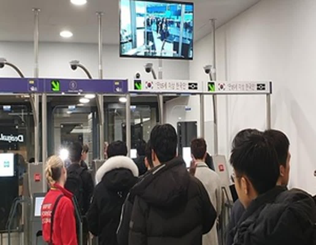 チェコ・プラハ空港で異変？日本人も対象に「自動出国審査」が再開へ