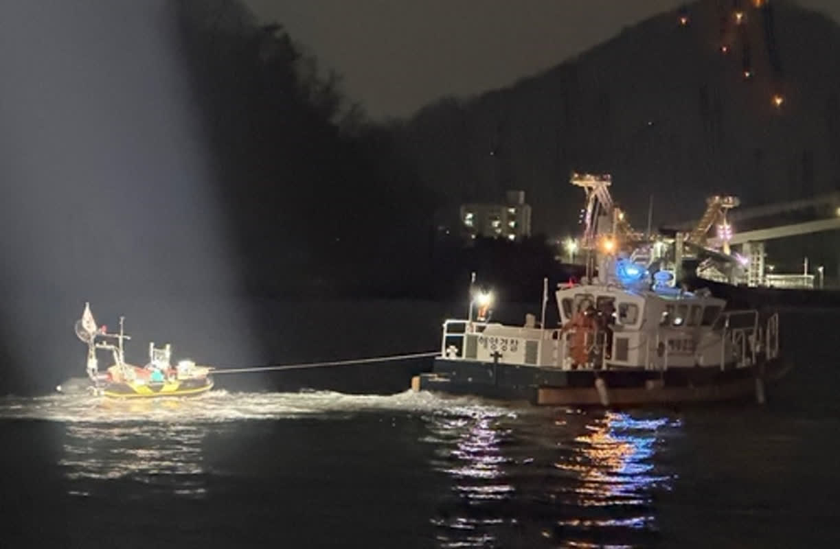 3 Escape Attempts and a Rubber Boat: The Man Fleeing China for Freedom