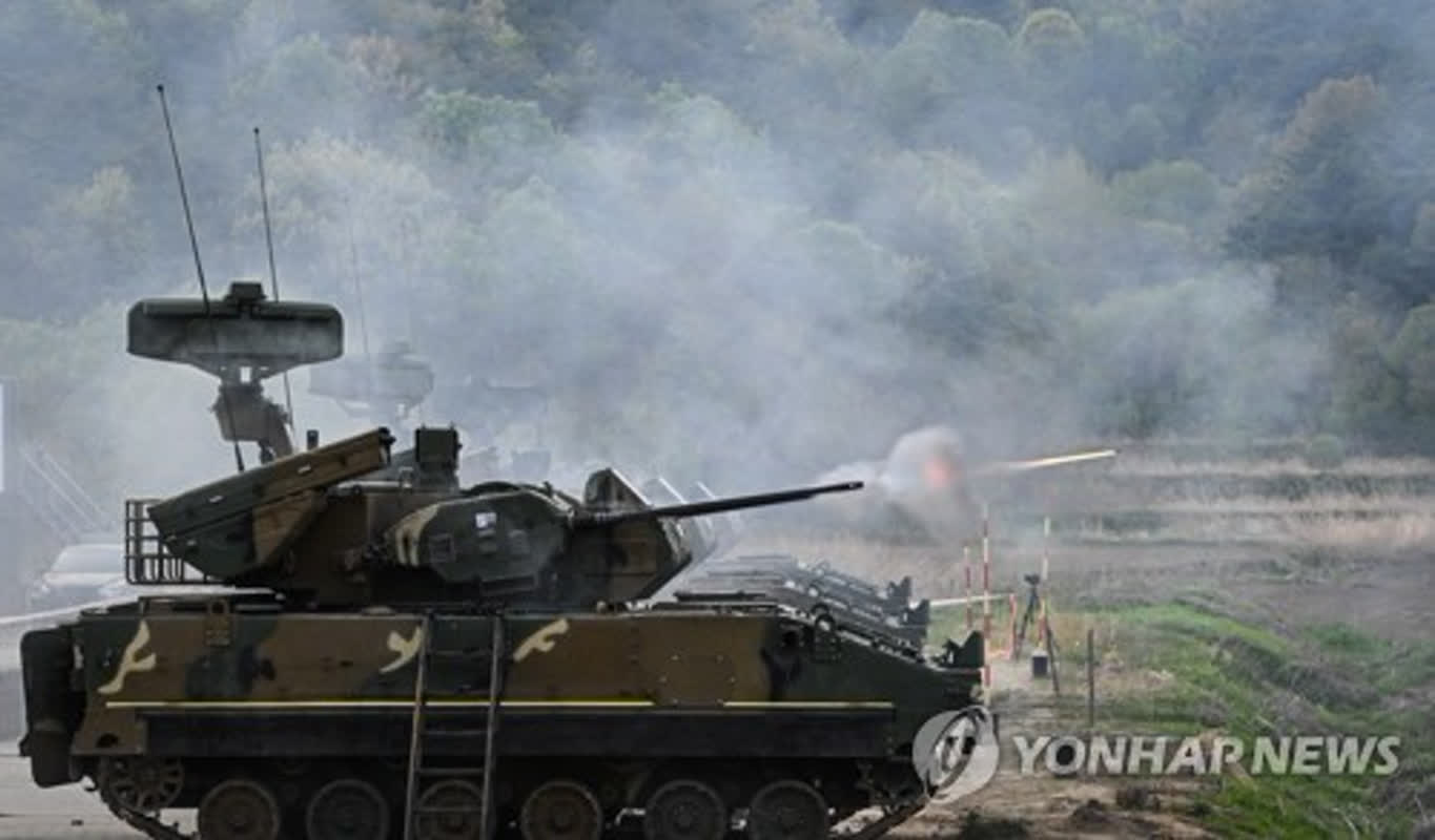 ポーチョンの陸軍基地で誤射、危機一髪！