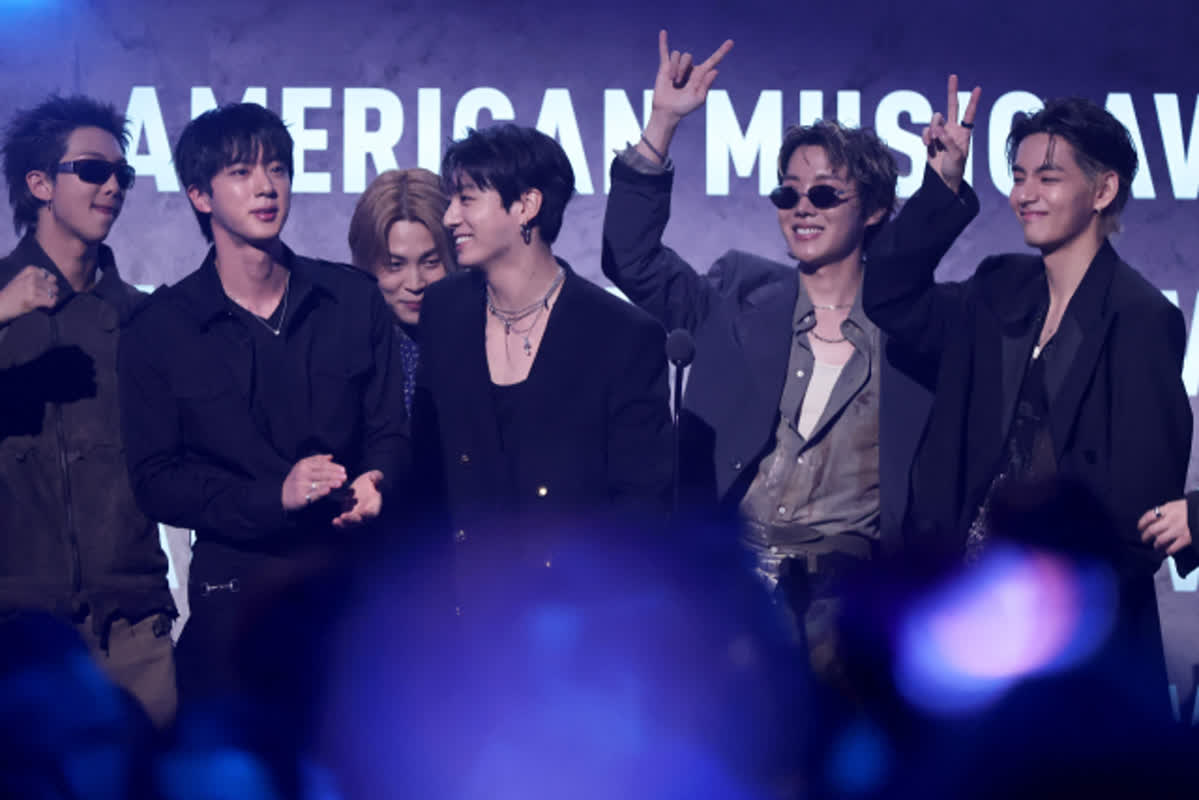 BTS Beats Taylor Swift for Artist of the Year at 2026 AMAs