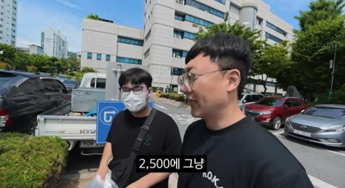 「24歳の父」へ贈った車が、たったの240円に――韓国の人気YouTuberが示した驚きの慈愛