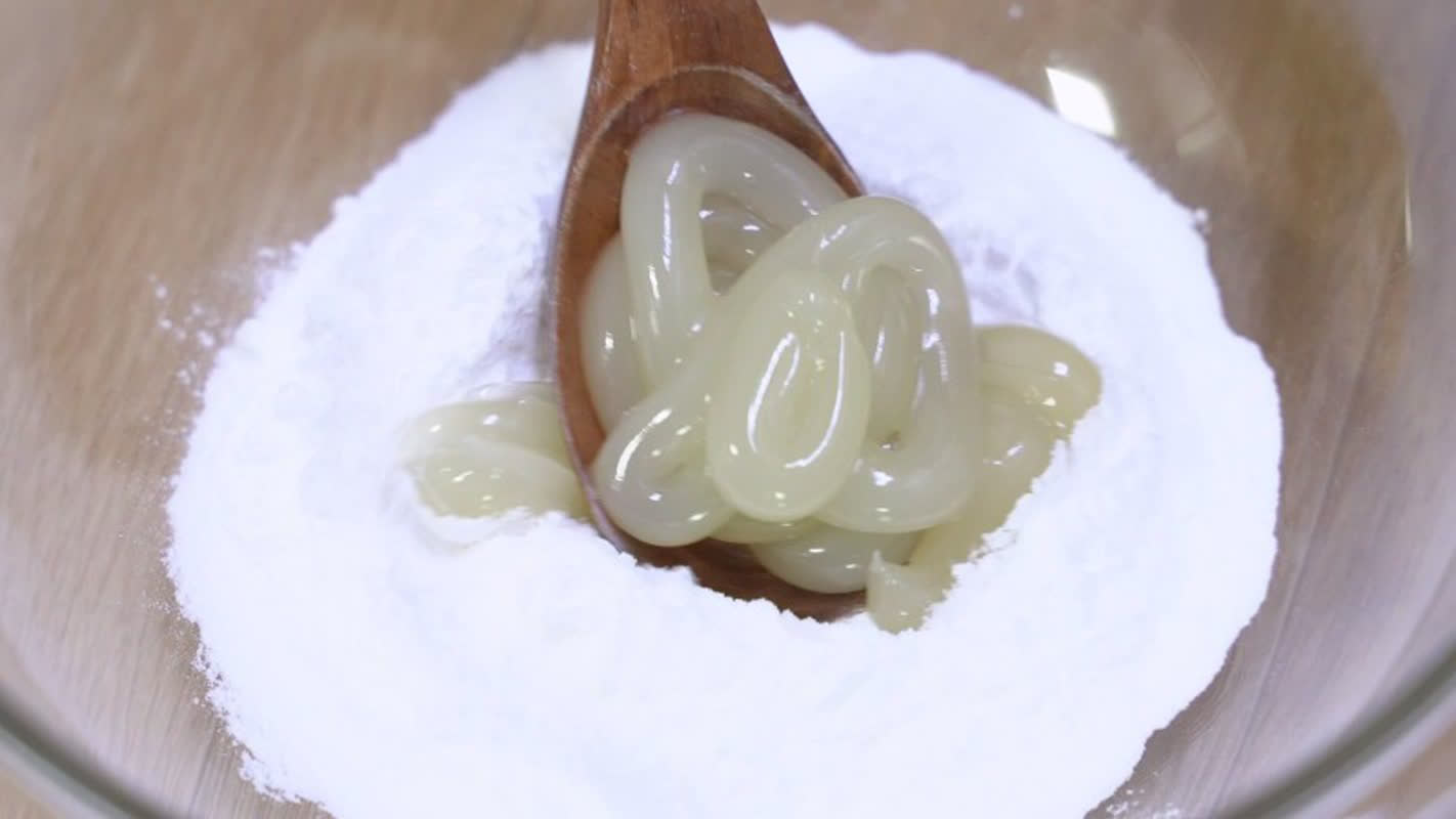 Stop Buying Toilet Cleaners: Use This 2-Ingredient Bathroom Hack