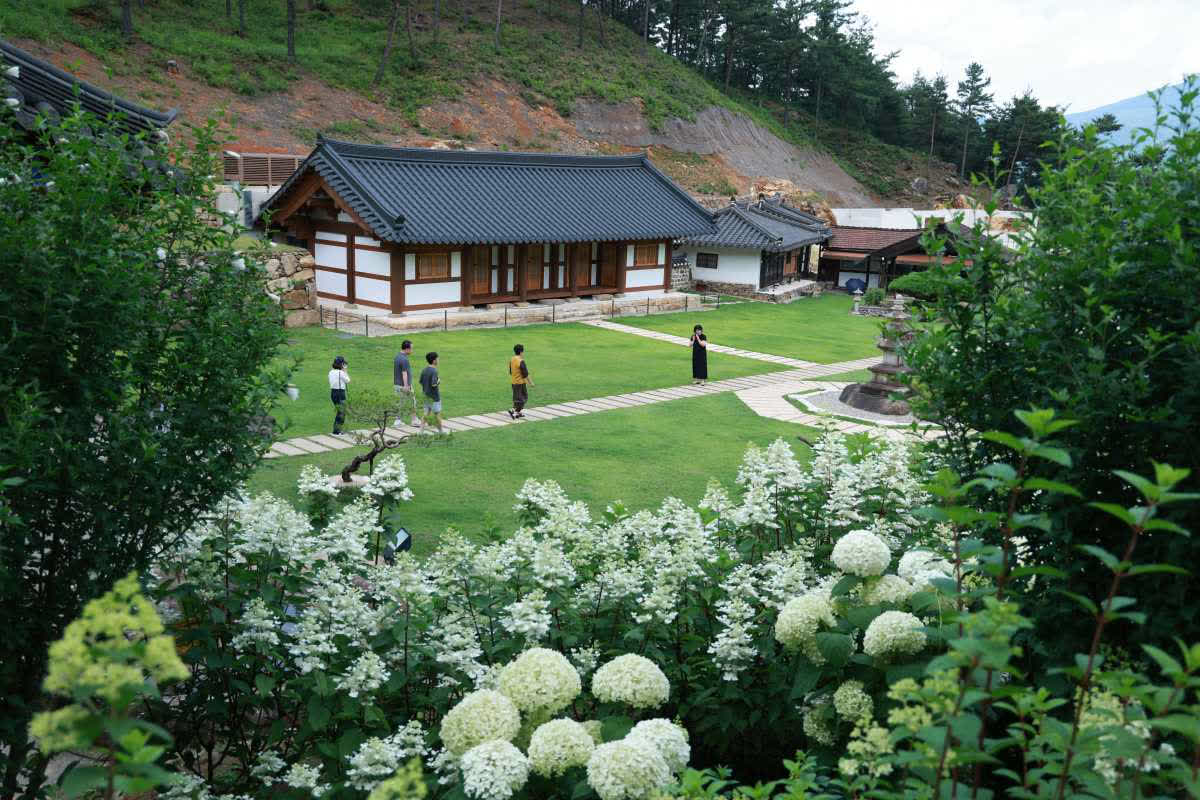 なぜ「心」の形をしているのか？韓国・智異山の美しい庭園寺院、水仙寺の秘密
