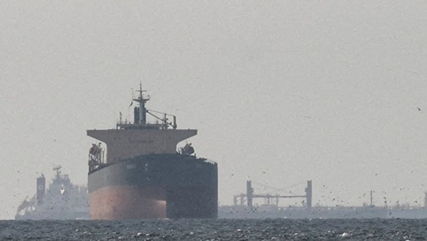 ホルムズ海峡で韓国船が攻撃！？