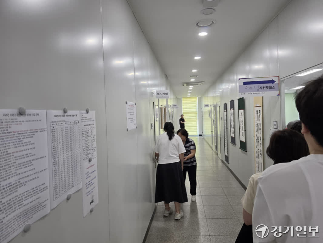 「交代なのに拒否された」韓国・地方選挙の投票所で起きた異変の真相とは