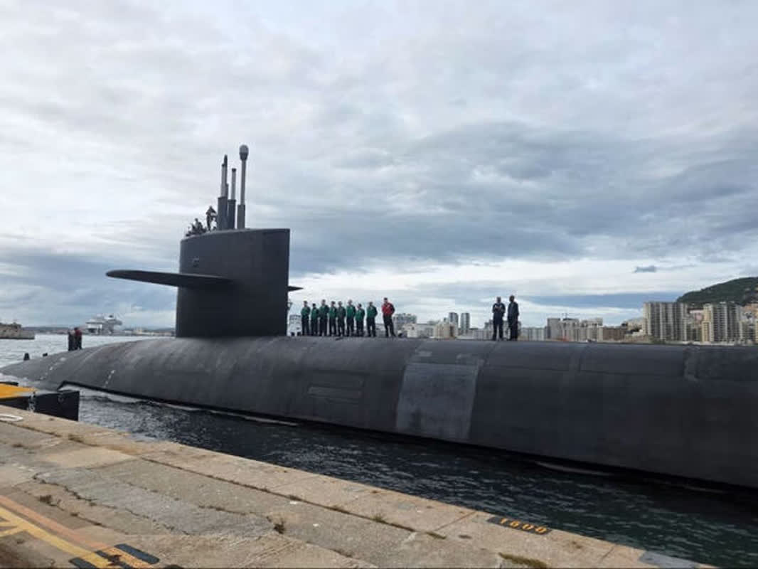 米軍の核潜水艦、イランへの圧力強化か？