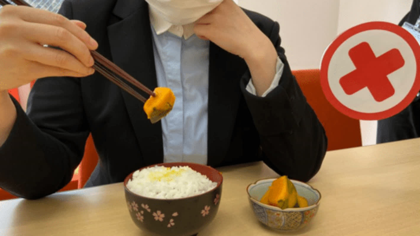 Why Do Japanese People Eat with Their Rice Bowls in Hand? Discover the Cultural Significance!