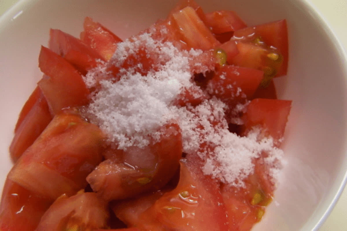 Sugar or Soup? The Surprising Ways Different Cultures Eat Tomatoes
