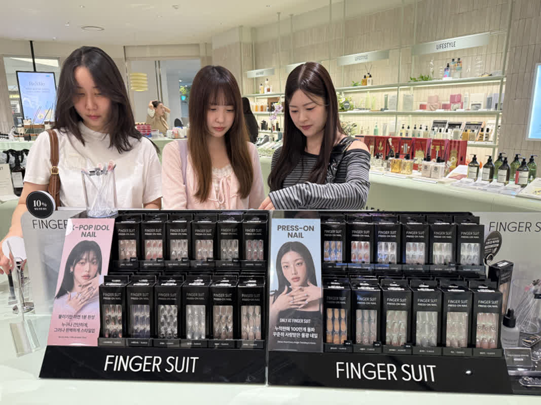 K-POP風ネイルが登場！ビクリーンで体験しよう