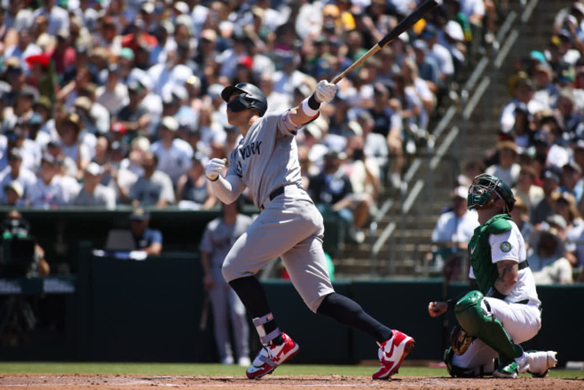 13 Runs in One Inning: How the Yankees’ Explosive Rally Stunned Oakland