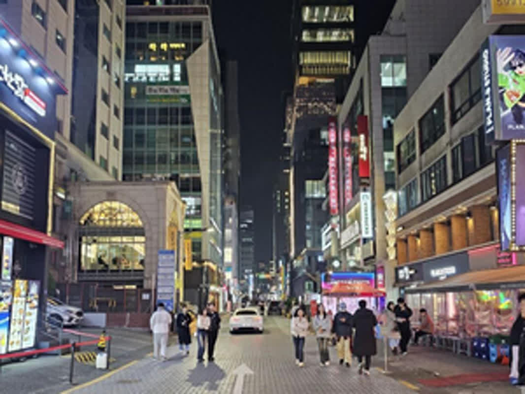 Not Grand or Polished: Why This Frequent Traveler Fell for Seoul