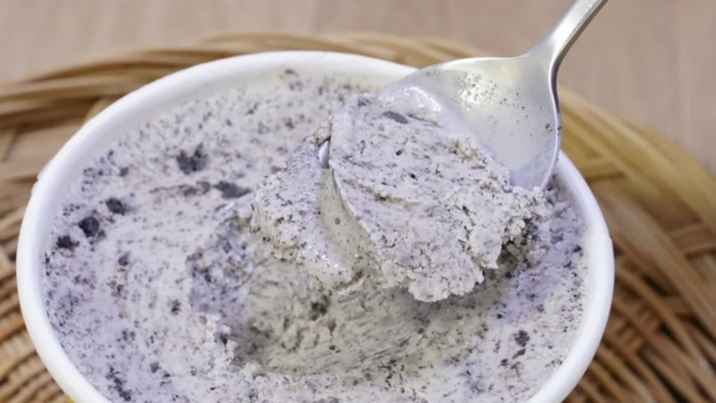 Stop Struggling With Rock-Hard Ice Cream: 2 Simple Storage Hacks