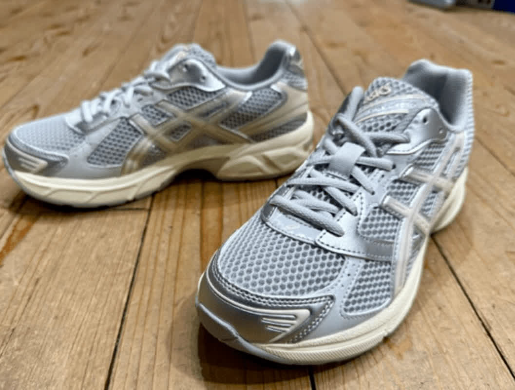 Stop Blaming Sweat: The Secret 2-Step Trick to Kill Shoe Odor